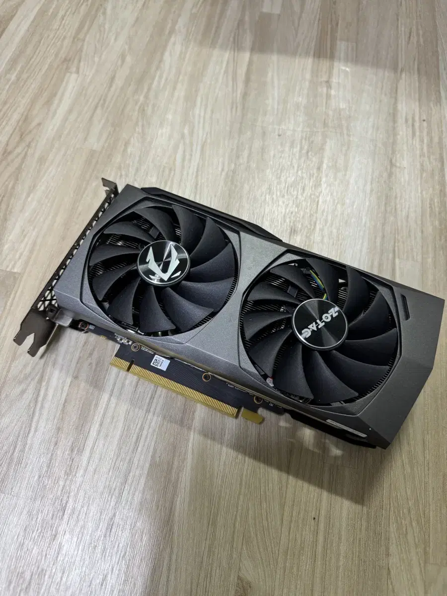 ZOTAC GAMING GeForce RTX 3060 Ti Twin Ed